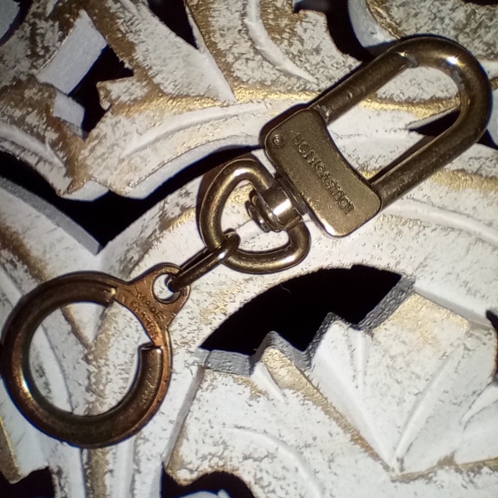 SALE - Vintage Louis Vuitton Anokle Extender Key Ring - 100% Authentic